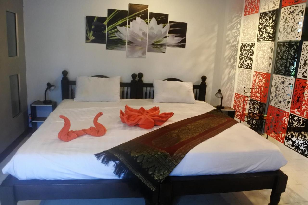 Hi Karon Beach Family Room Exterior foto